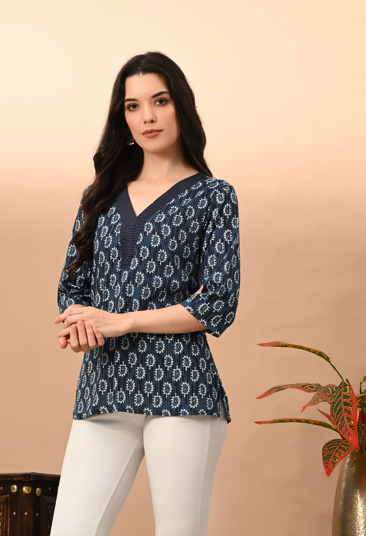 Floral Printed V-Neck Straight Short Pure Cotton Kurti