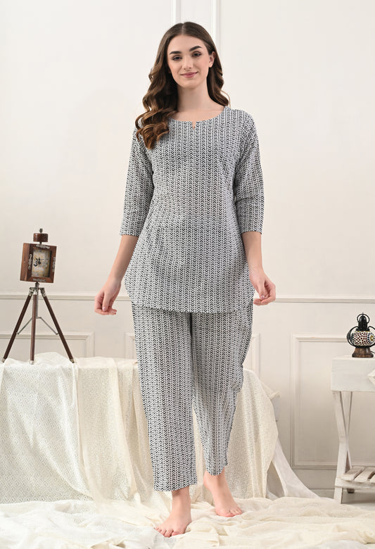 Women Printed Night suit
