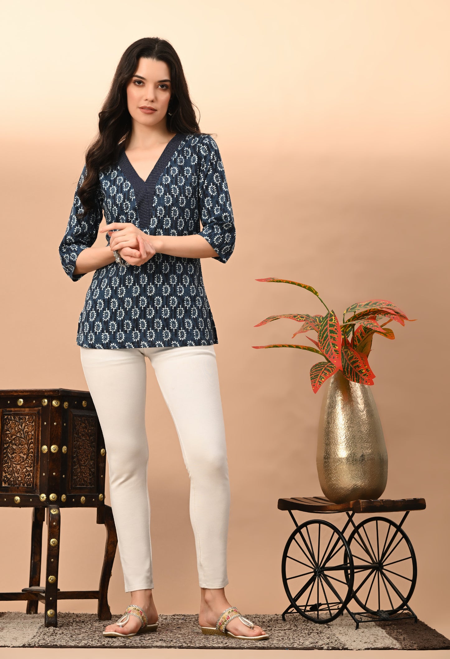 Floral Printed V-Neck Straight Short Pure Cotton Kurti