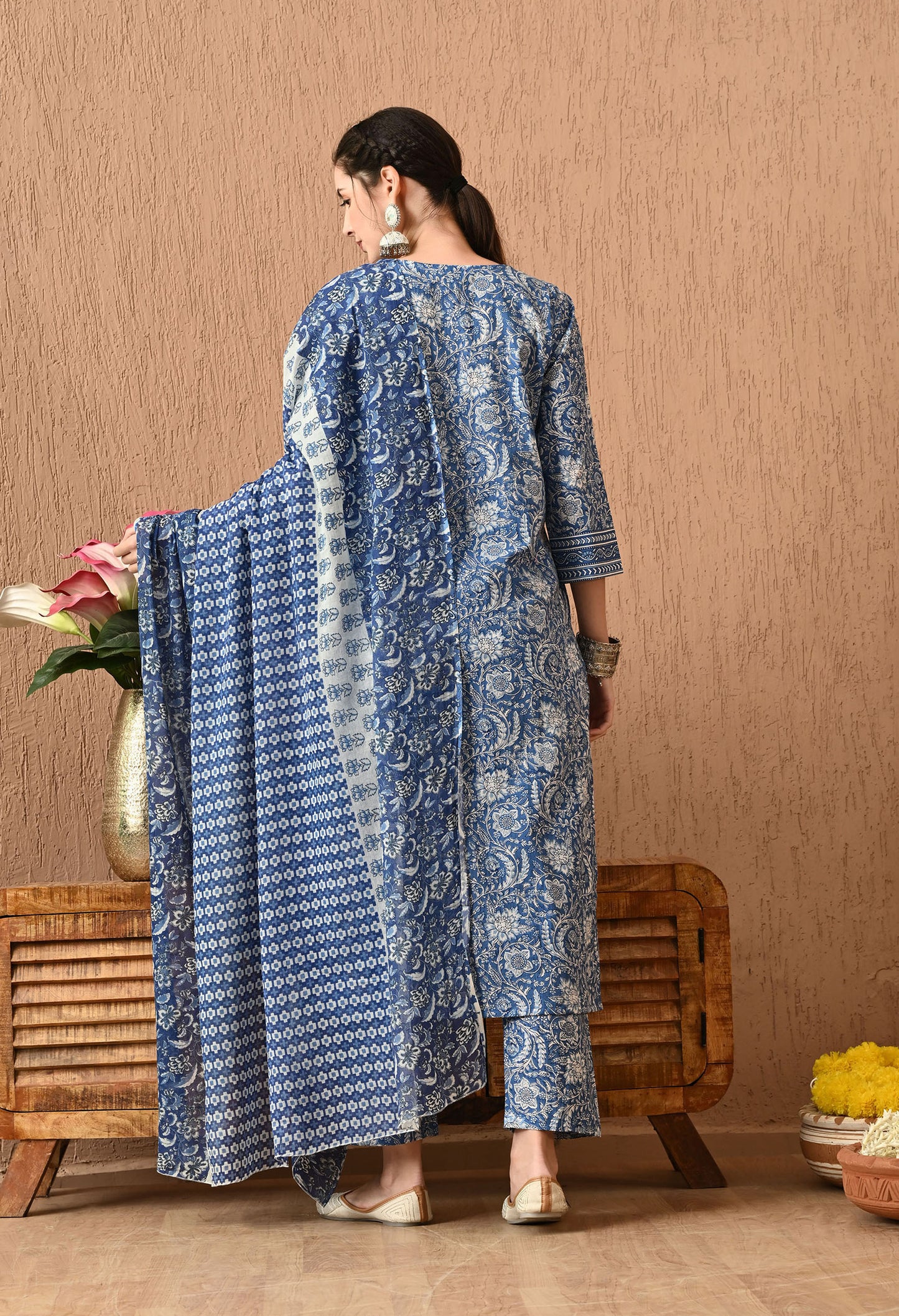 Floral Printed Round Neck Cotton Kurta Set With Dupatta