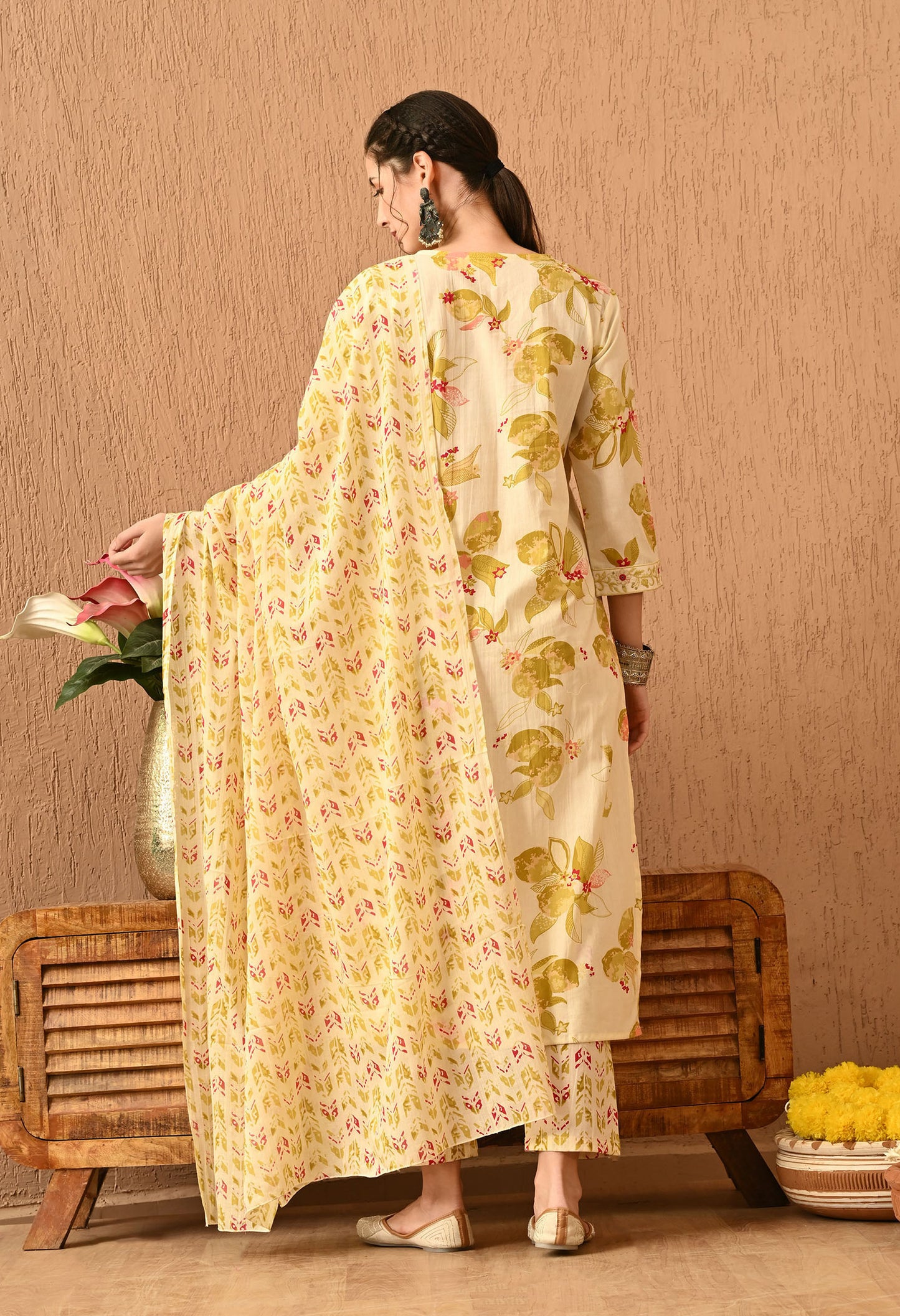 Floral Printed Regular Thread Work Pure Cotton Kurta Set With Dupatta