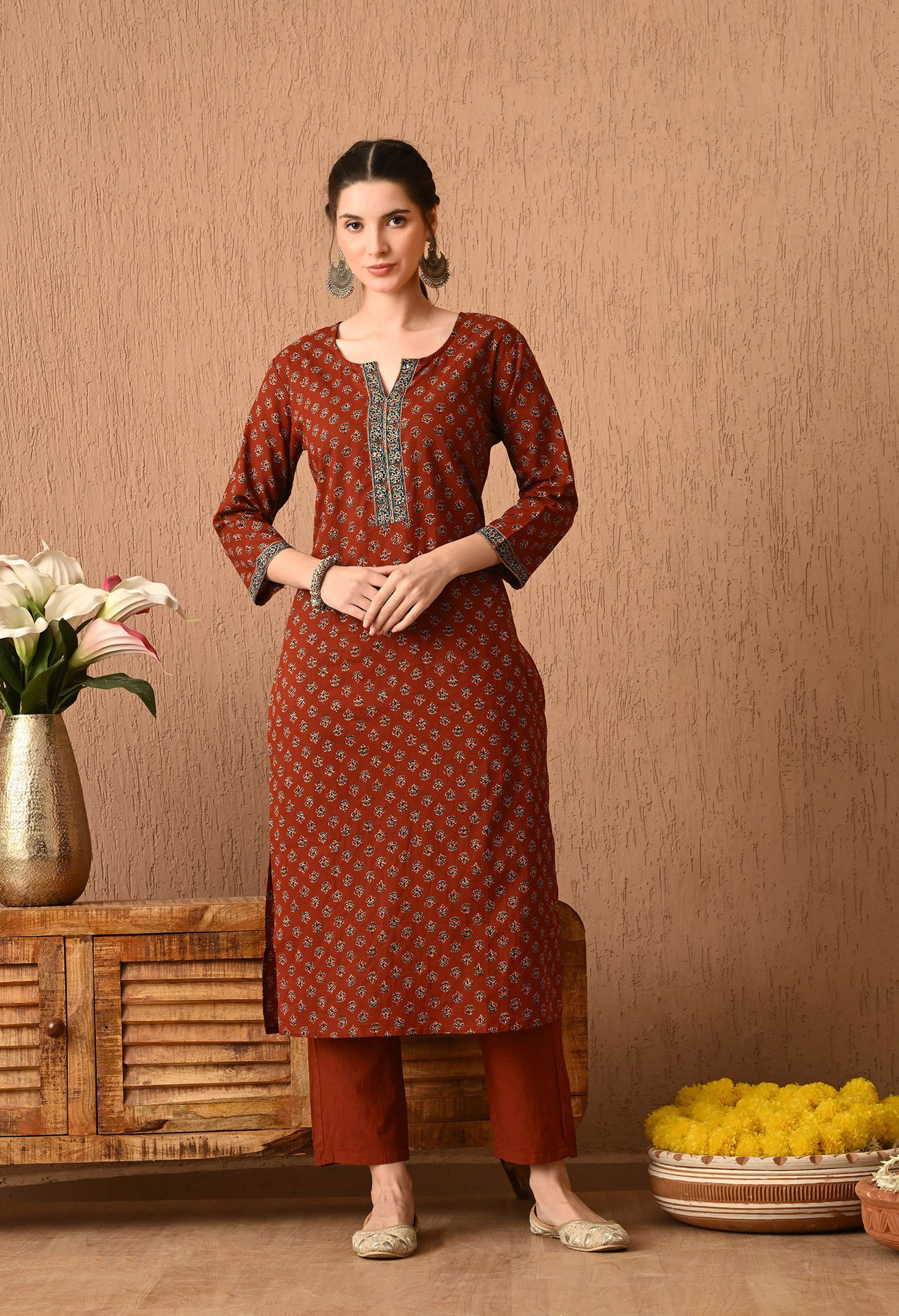 Floral Printed Regular Pure Cotton Kurta Set With Dupatta