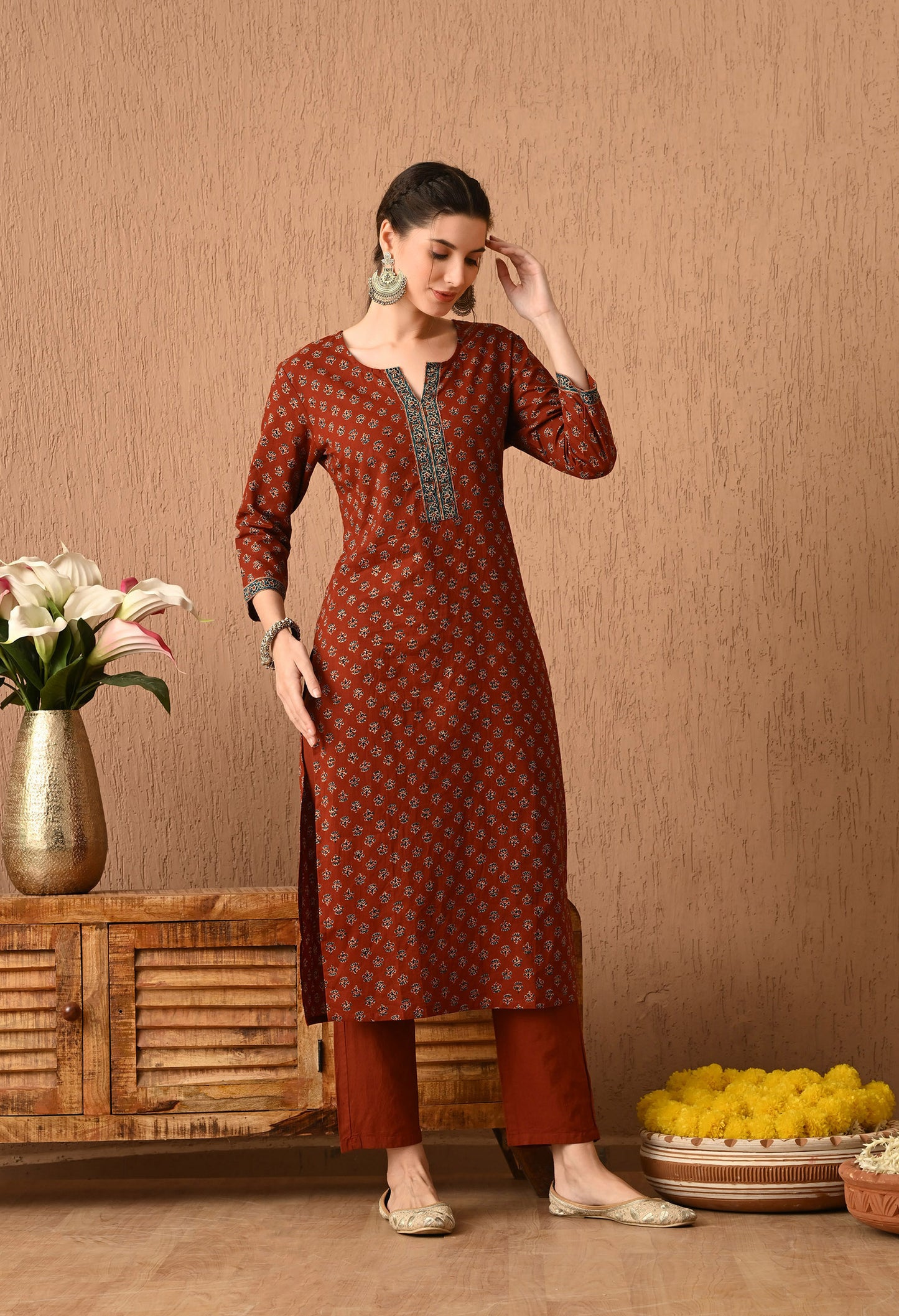 Floral Printed Regular Pure Cotton Kurta Set With Dupatta