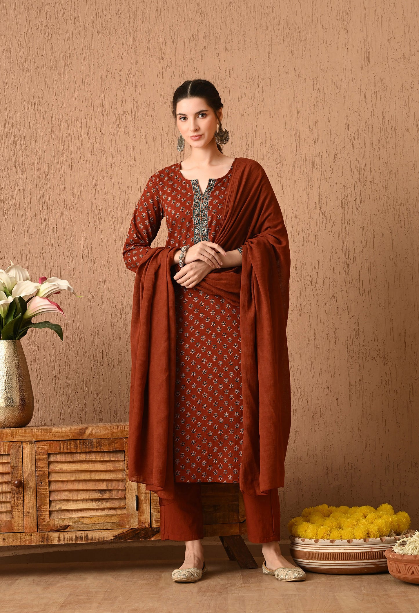 Floral Printed Regular Pure Cotton Kurta Set With Dupatta