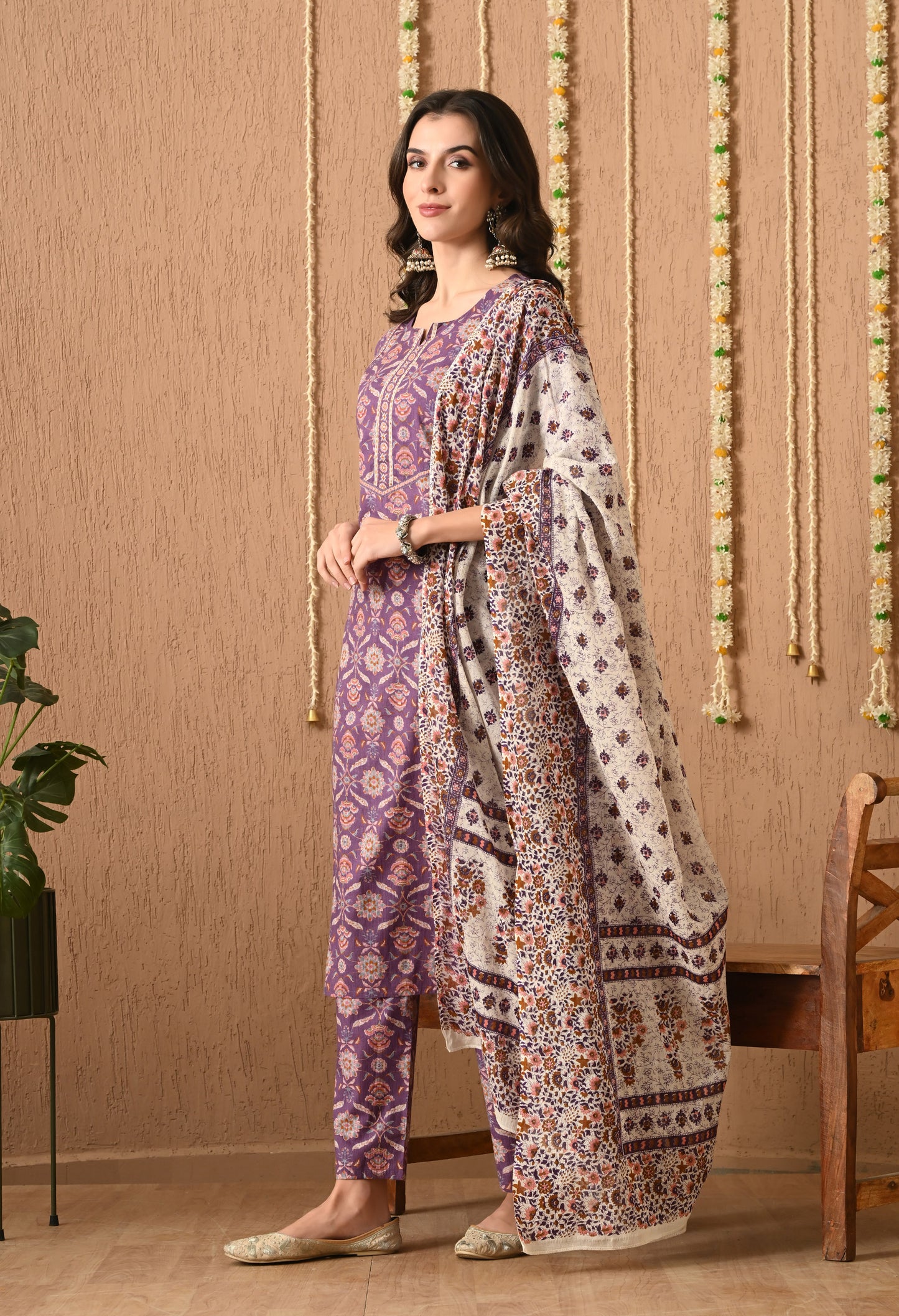 Floral Printed Regular Pure Cotton Straight Kurta Set With Dupatta