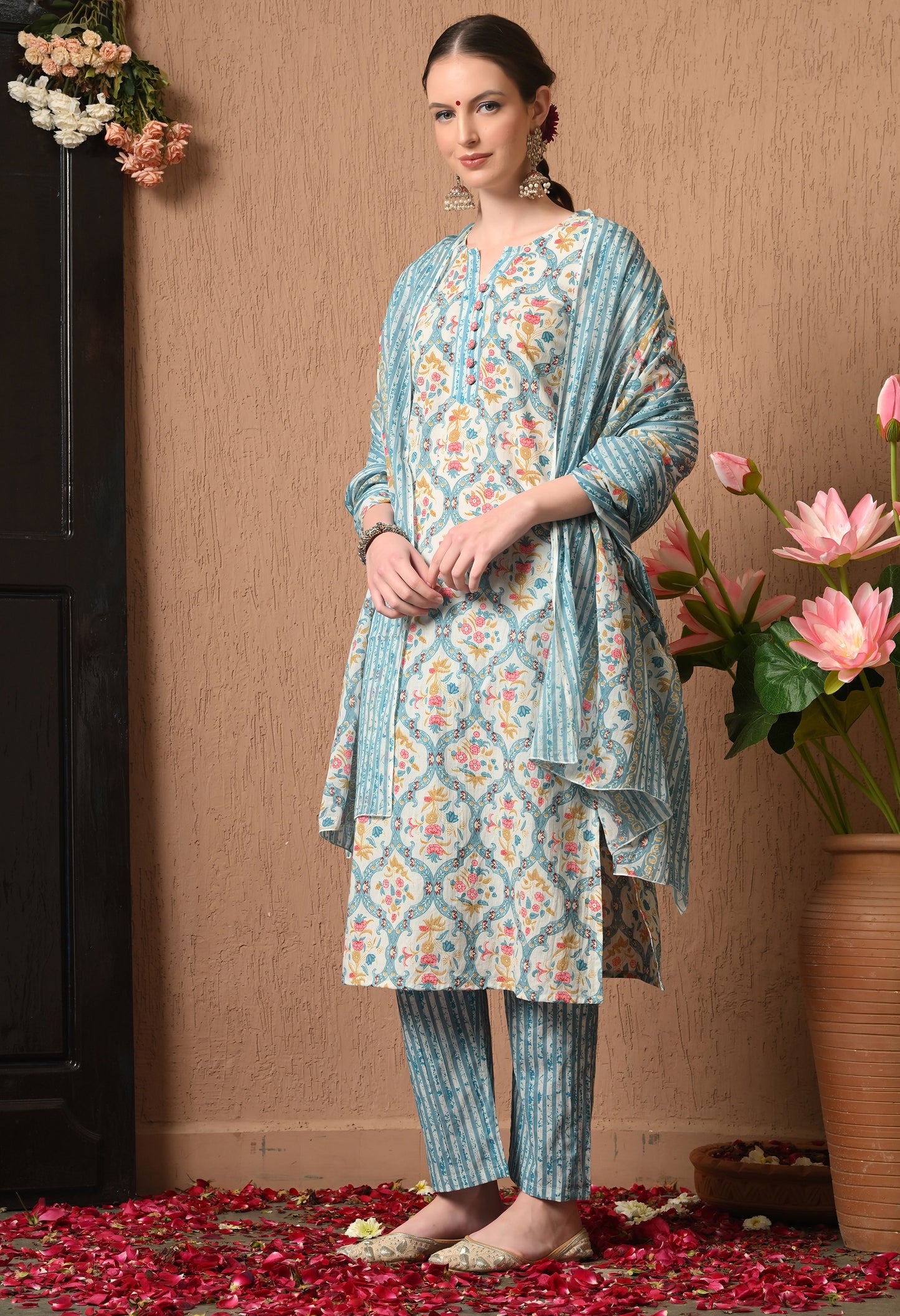 Floral Printed V-Neck Pure Cotton Kurta Set With Dupatta