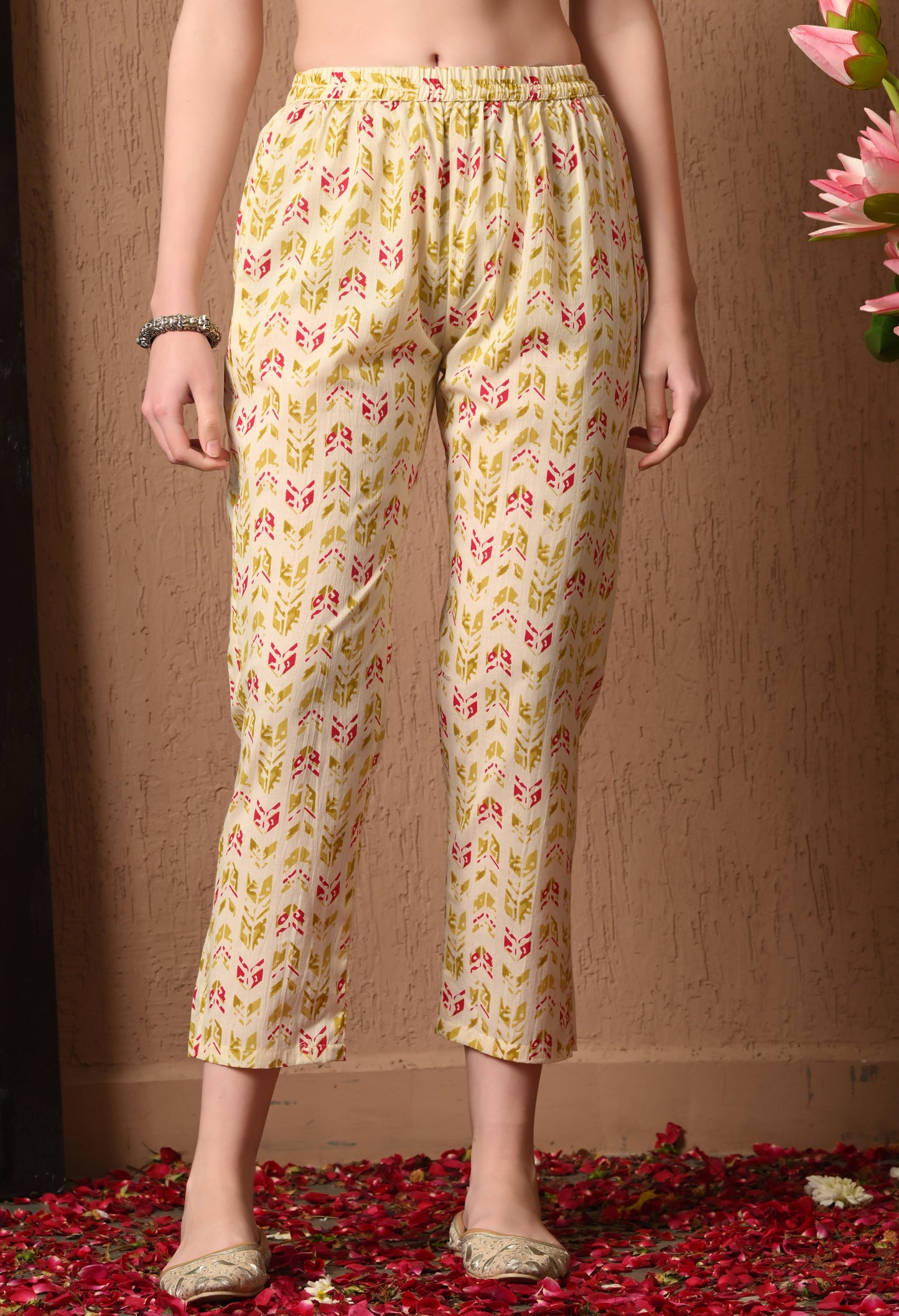 Floral Printed Kurta Pant Set with Dupatta