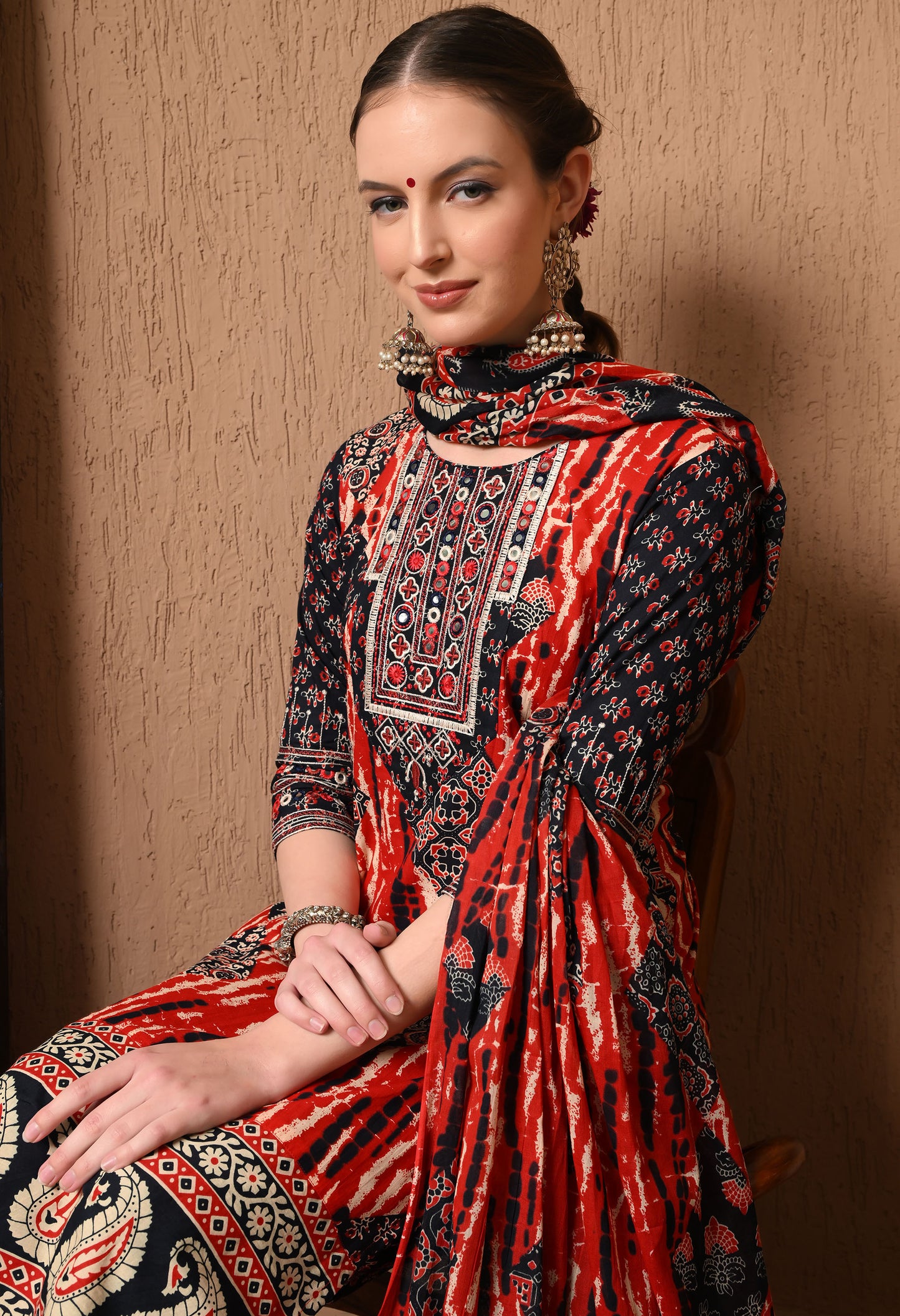 Paisley Printed Regular Mirror Work Cotton Kurta Set With Dupatta 