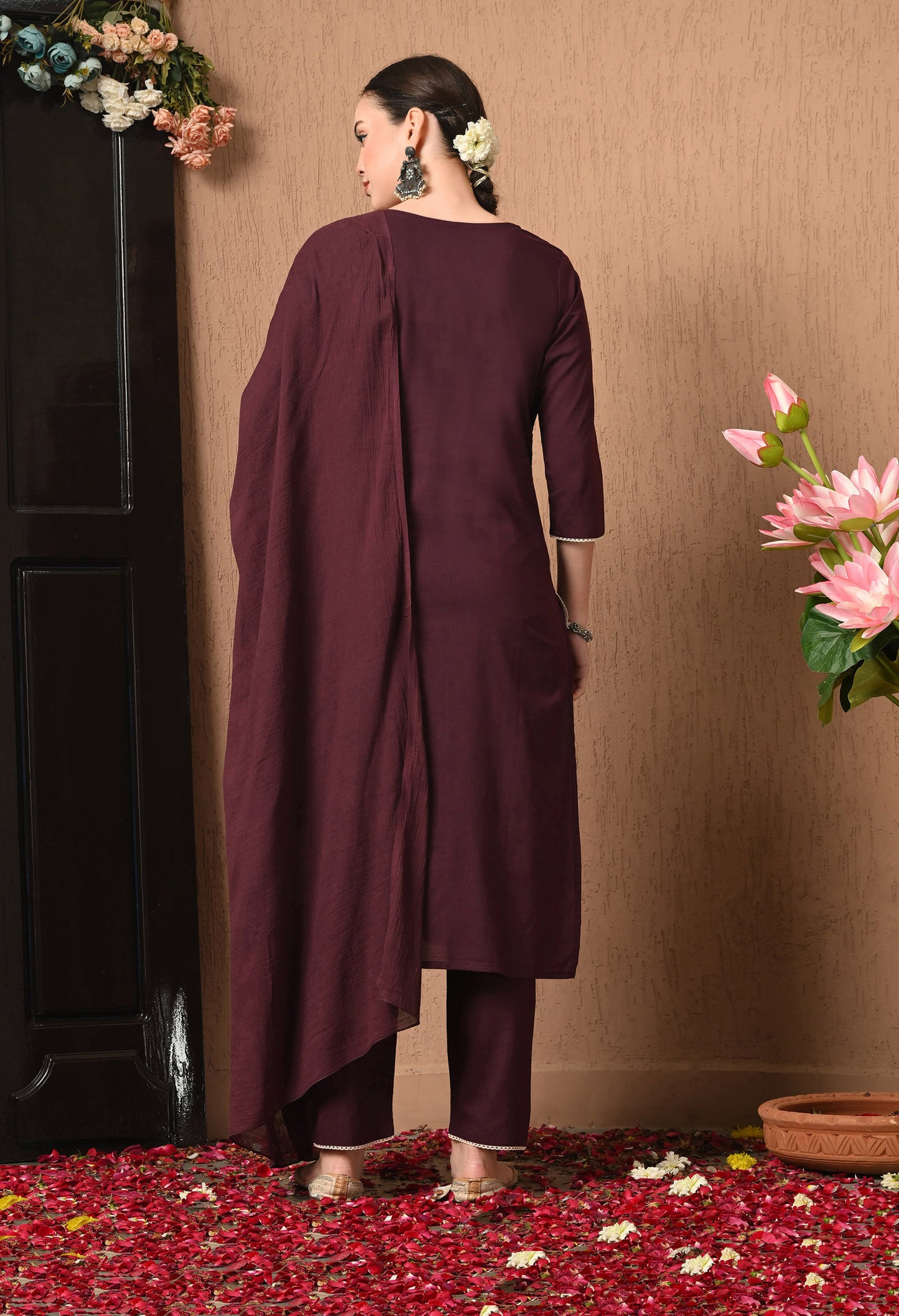 Ethnic Embroidered Kurta Set With Dupatta