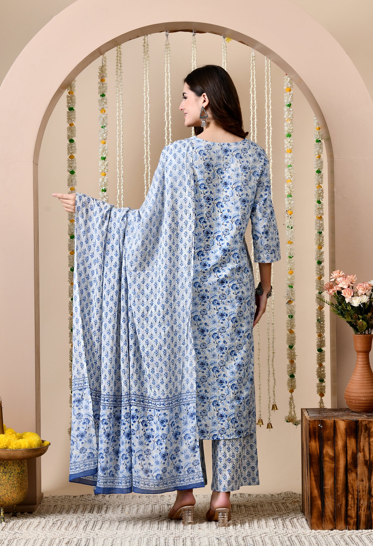 Floral Print Straight Kurta Set With Dupatta