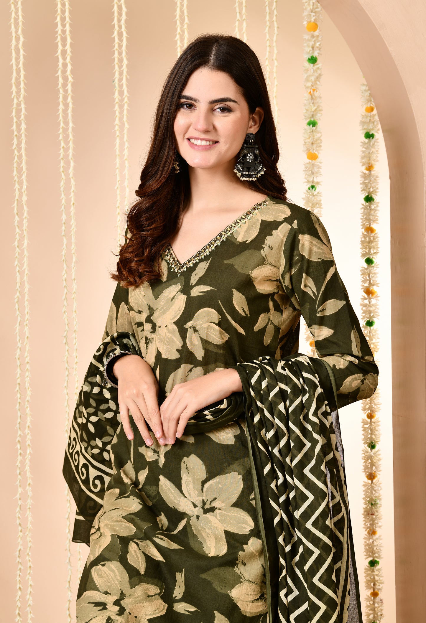 Floral Printed Regular Mirror Work Pure Cotton Kurta Set With Dupatta