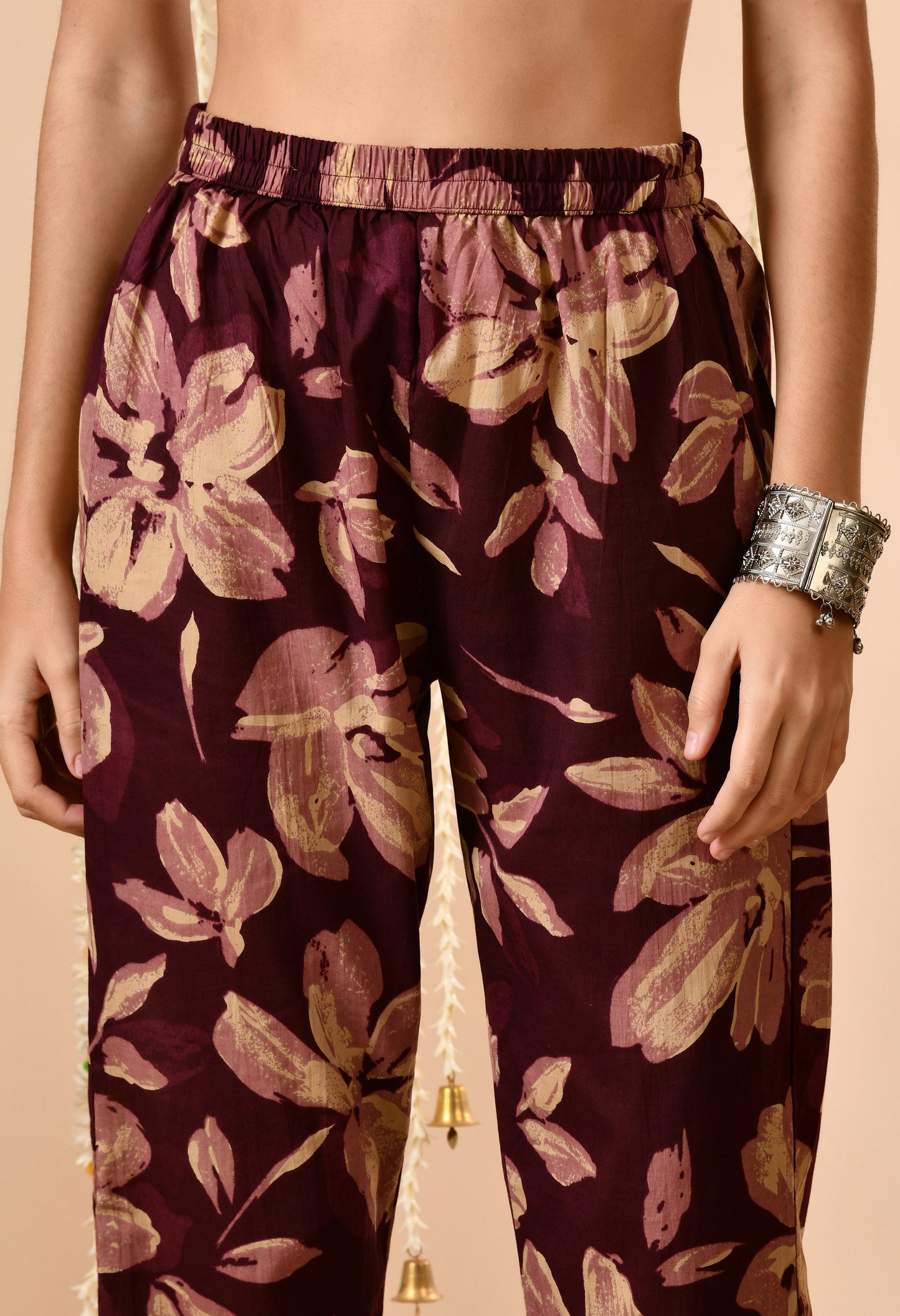 Floral Printed V-Neck Regular Pure Cotton Kurta Set With Dupatta